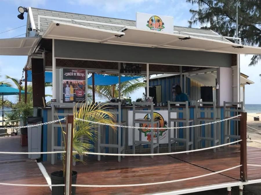 Chill Café Bar & Grill