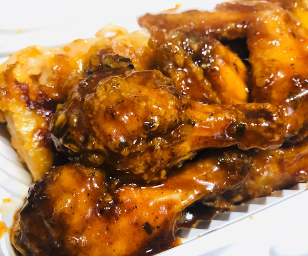 (6) Wings