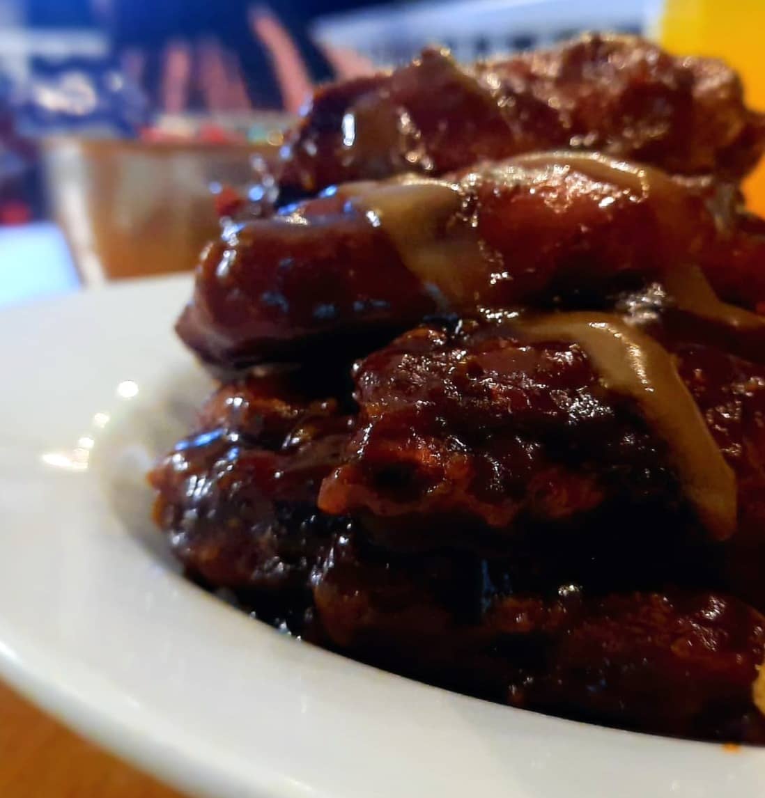CHICKEN WINGS